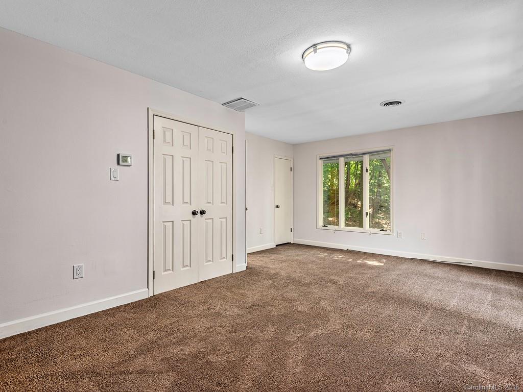 37 Glenview Road Asheville NC 28804