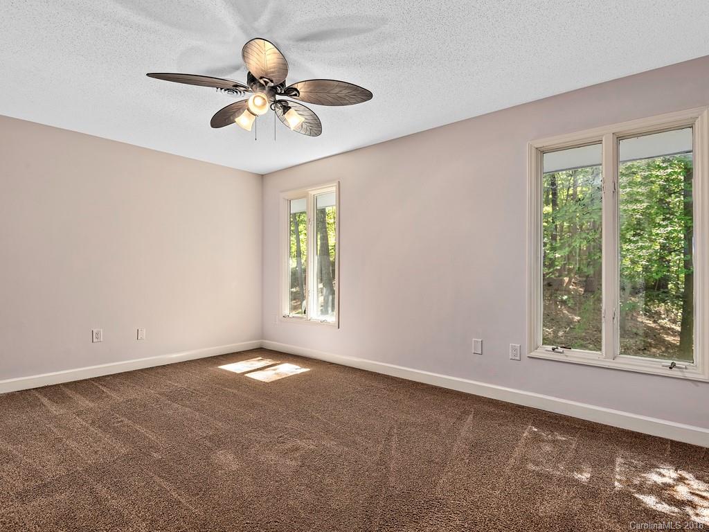 37 Glenview Road Asheville NC 28804