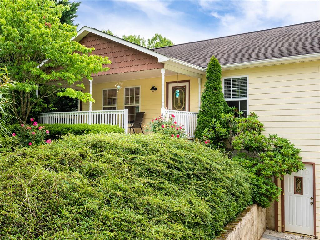 18 Stonepath Lane Weaverville NC 28787