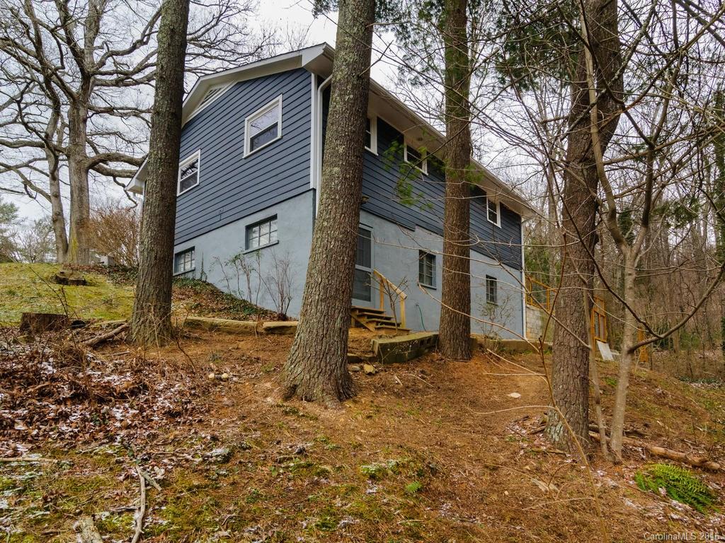 15 Valle Vista Drive Asheville NC 28804