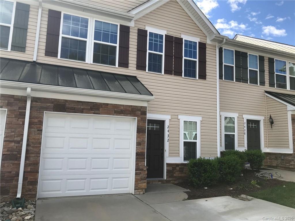 2432 Silverthorn Drive Charlotte NC 28273