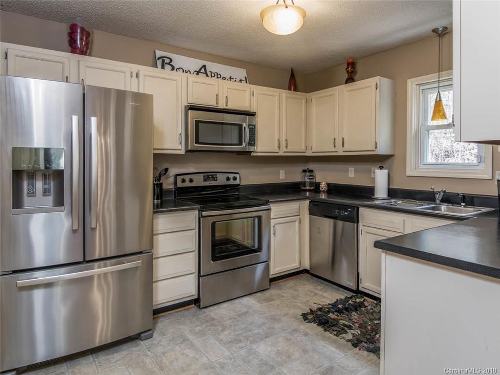 7 Azalea Court Arden NC 28704