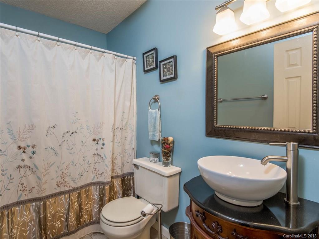 7 Azalea Court Arden NC 28704