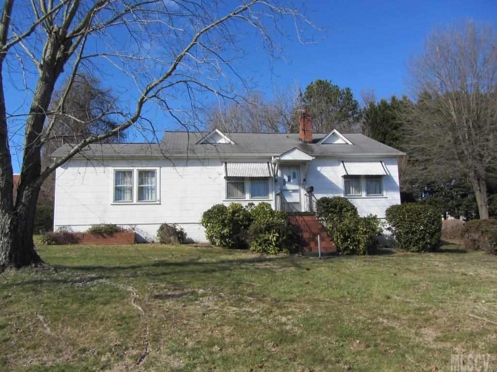 37 28th Street NW Hickory NC 28601