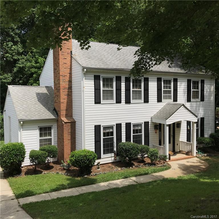 5122 Chestnut Lake Drive Charlotte NC 28227