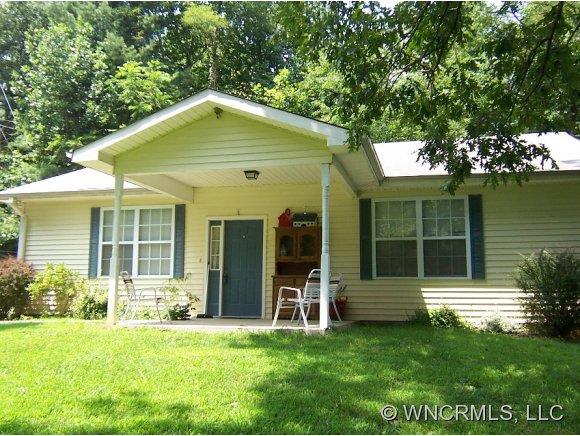 288 Riverwood Drive Zirconia NC 28790