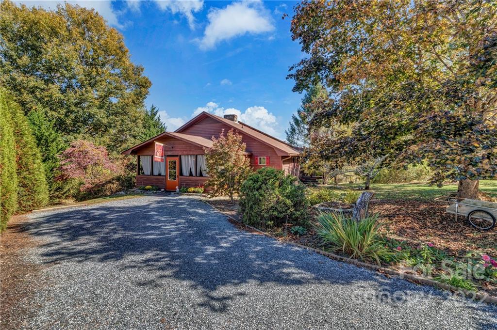 56 Donna Lane Alexander NC 28701