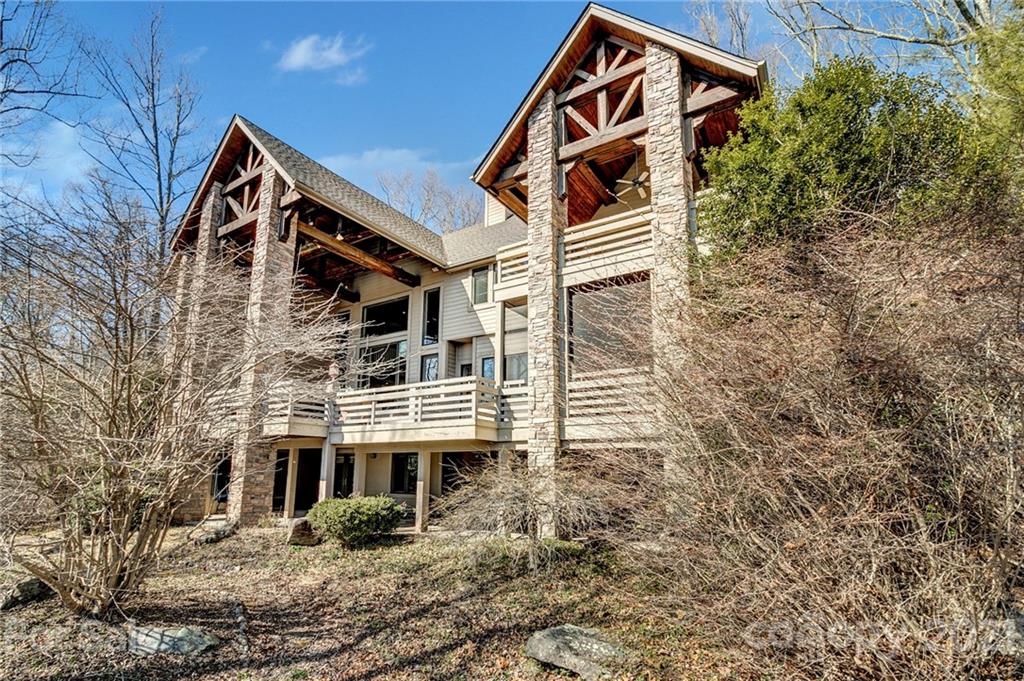 44 Falls Lane Hendersonville NC 28739