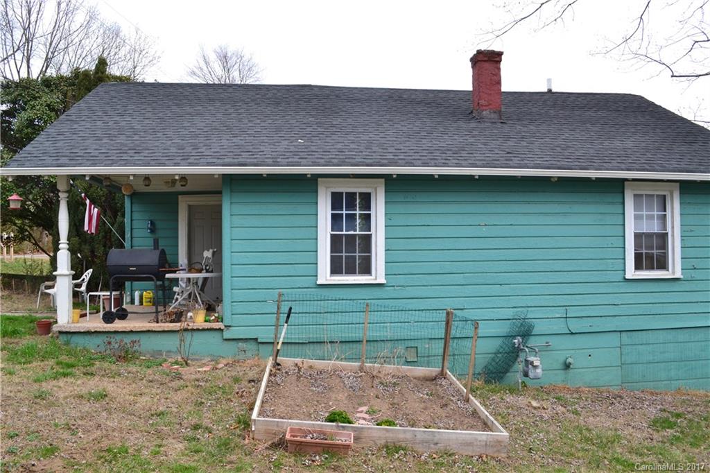 7 Marigold Street Asheville NC 28803