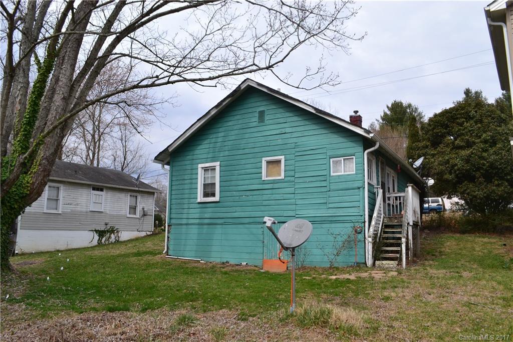 7 Marigold Street Asheville NC 28803