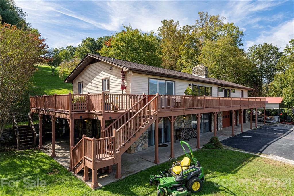 195 Whitehead Road Hendersonville NC 28792