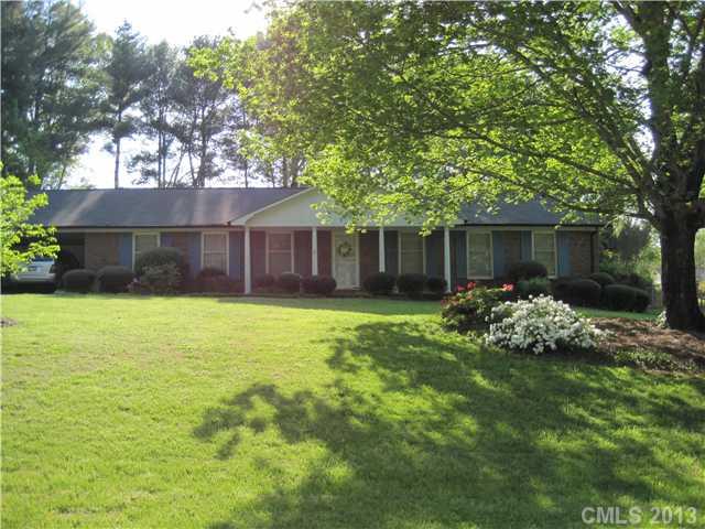1009 Hunter Street Statesville NC 28677