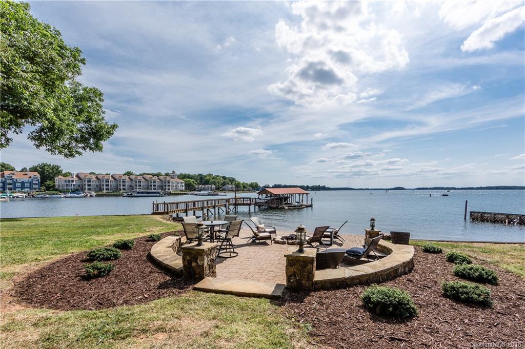 18601 Bluff Point Road Cornelius NC 28031
