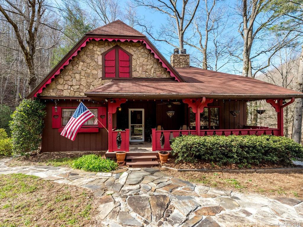 1000 Fork Creek Road Saluda NC 28773