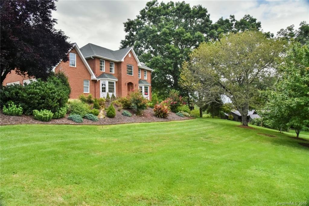 206 Bridle Path Candler NC 28715