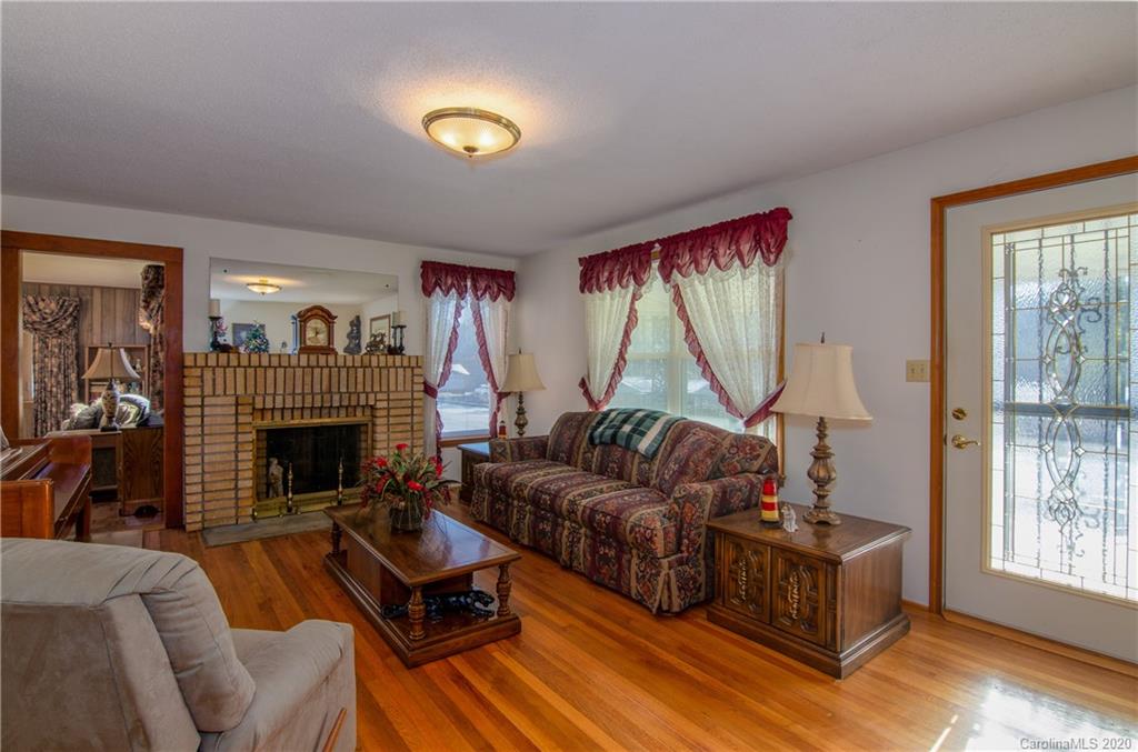 11 Brooks Road Brevard NC 28712