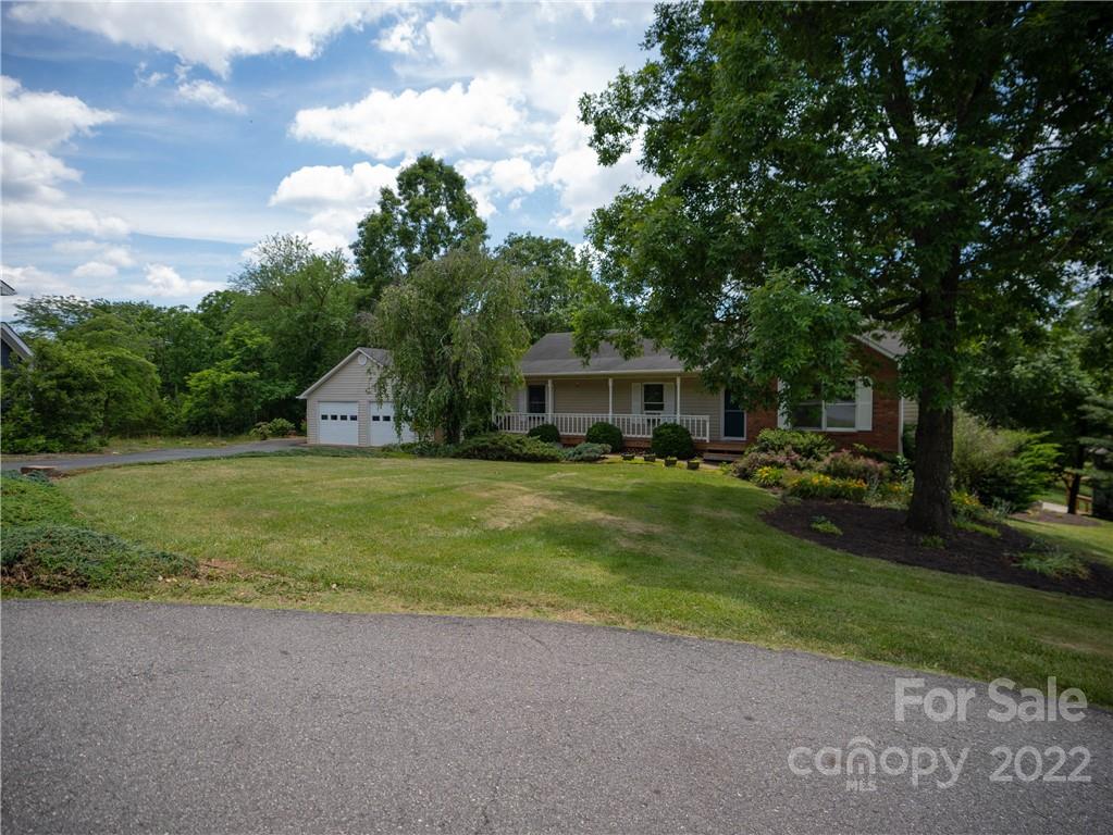 17 Alexander Chapel Drive Asheville NC 28804