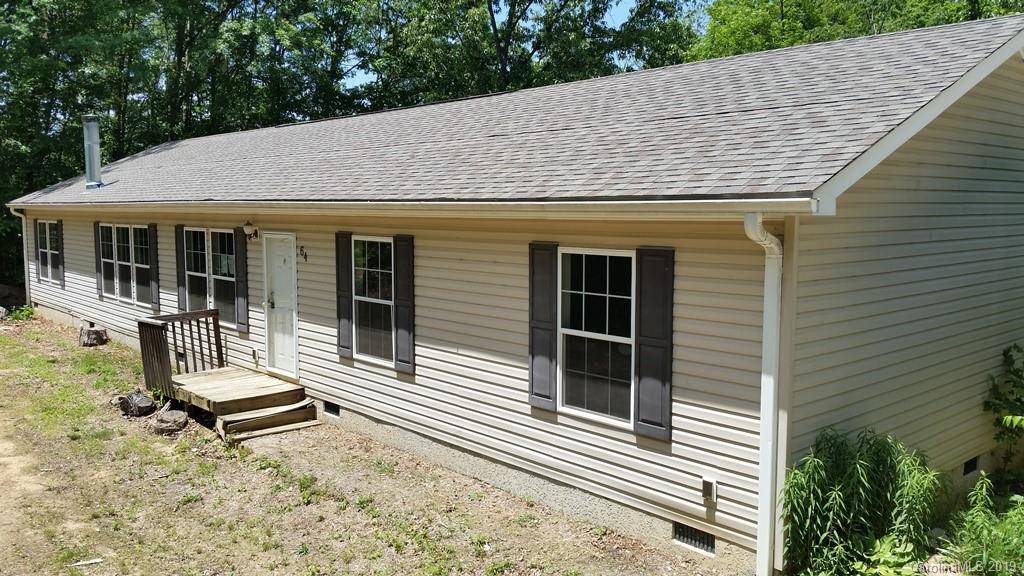 64 Hennessee Street Clyde NC 28721