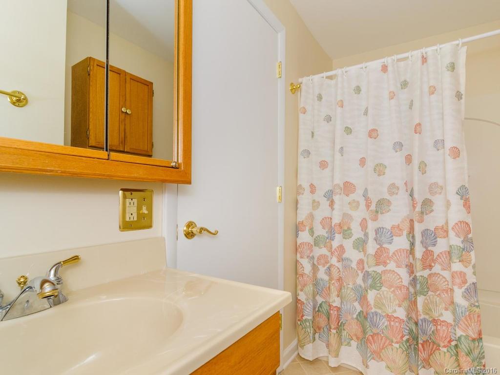 8 Arbor Meadow Lane Asheville NC 28805