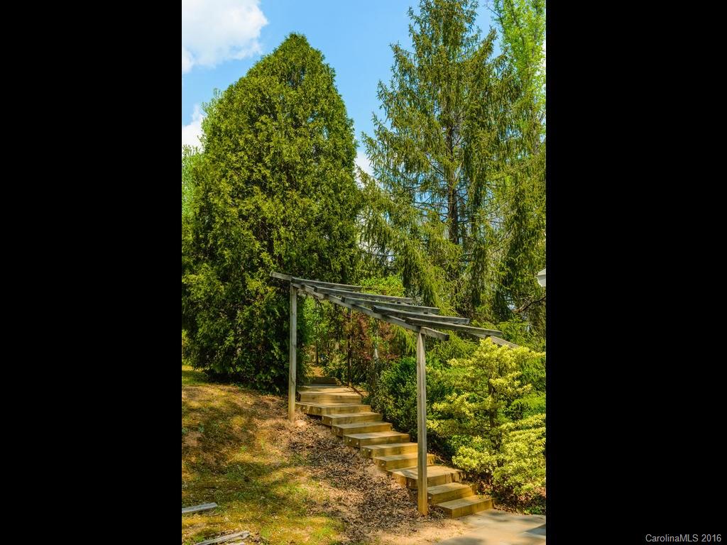 8 Arbor Meadow Lane Asheville NC 28805