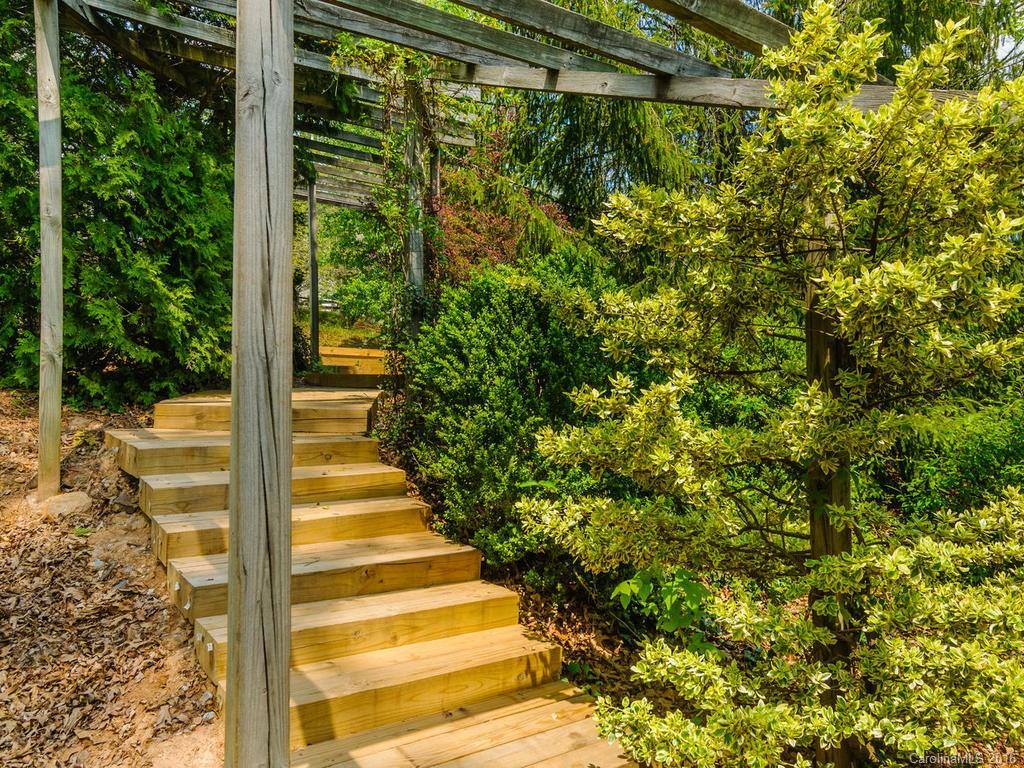 8 Arbor Meadow Lane Asheville NC 28805