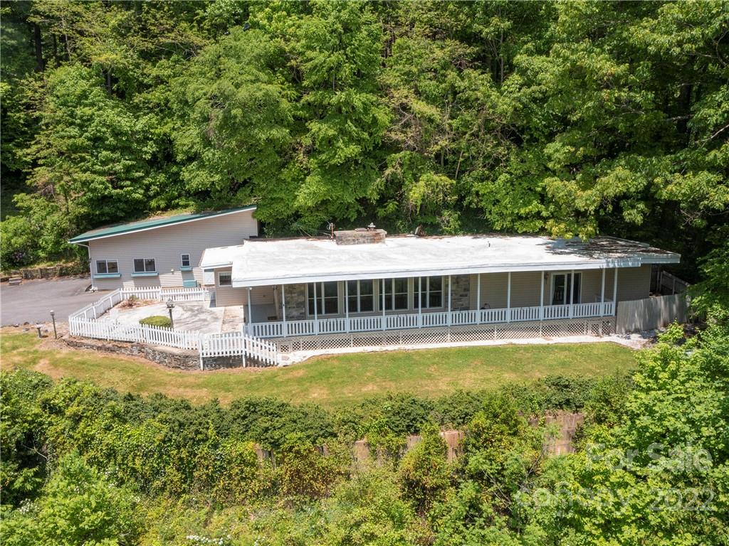 54 Rose Garden Lane Waynesville NC 28786
