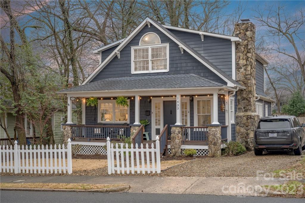 1633 Hawthorne Lane Charlotte NC 28205