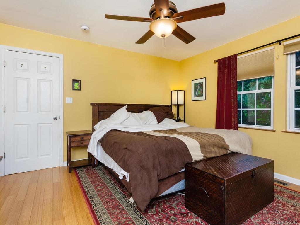 56 Carrier Street Asheville NC 28806