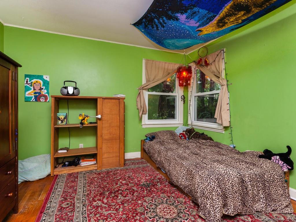 56 Carrier Street Asheville NC 28806