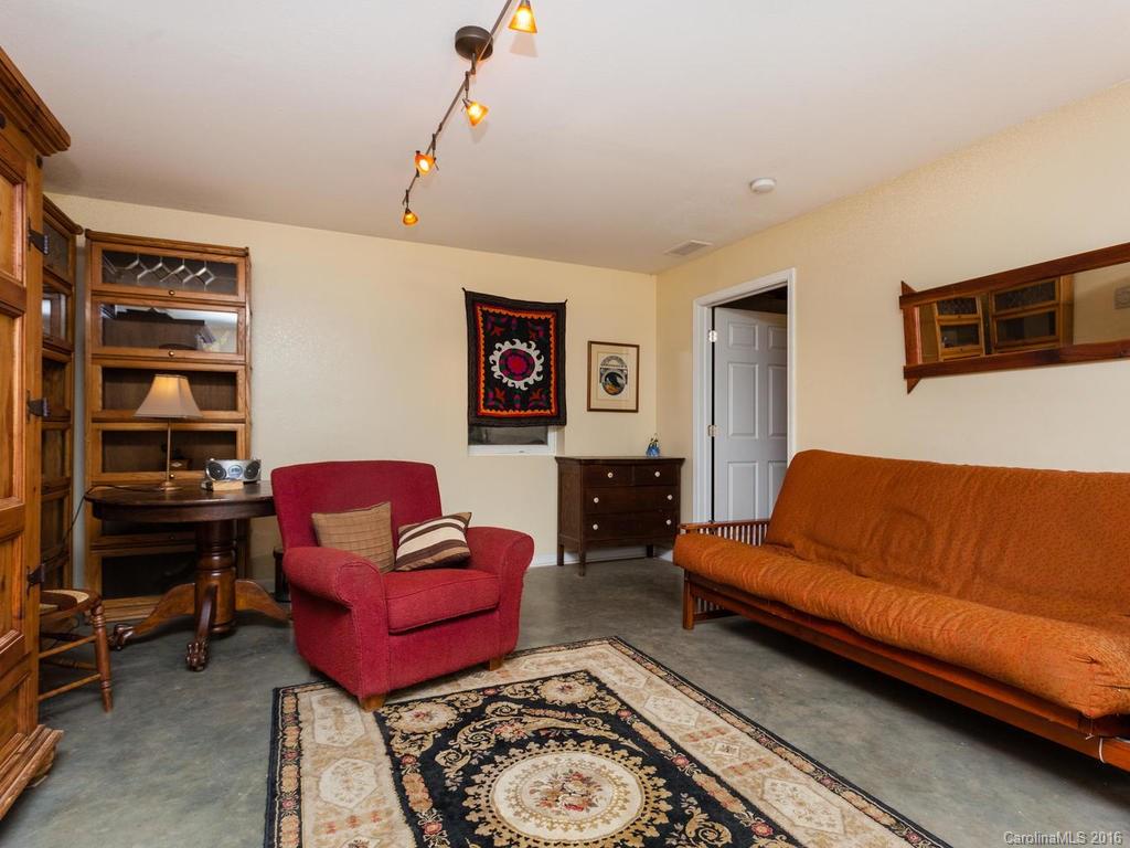 56 Carrier Street Asheville NC 28806