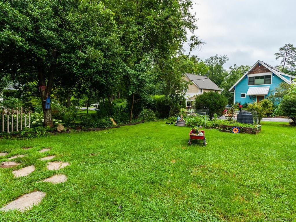 56 Carrier Street Asheville NC 28806