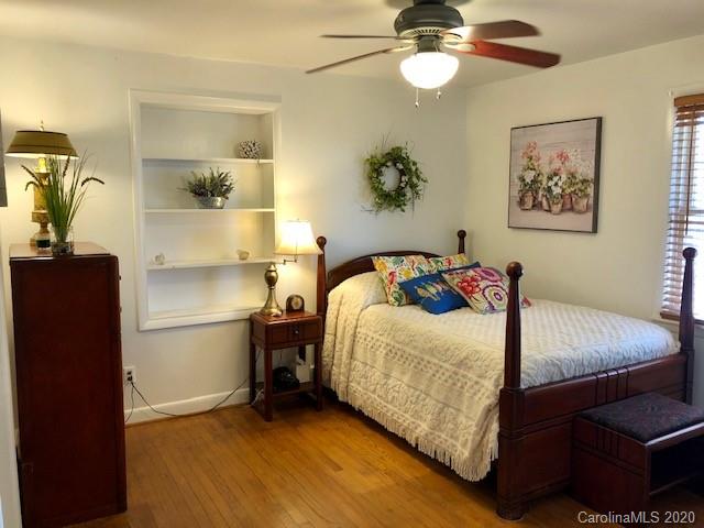 78 Dogwood Grove Asheville NC 28805