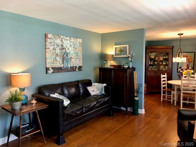 78 Dogwood Grove Asheville NC 28805