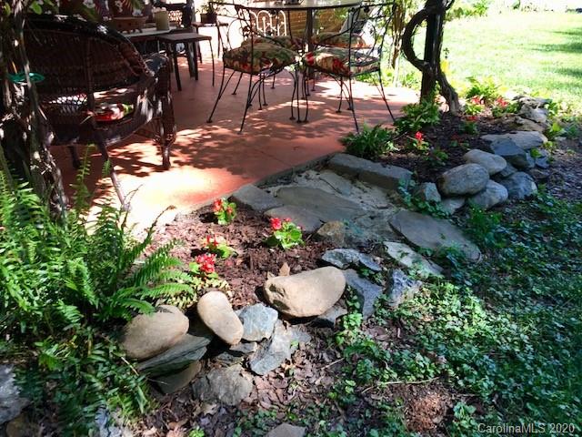 78 Dogwood Grove Asheville NC 28805