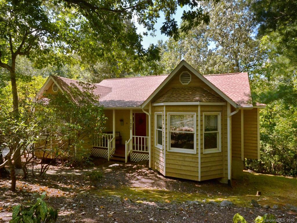 128 Woodburn Drive Swannanoa NC 28778