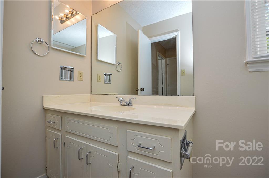 7109 Graburn Road Charlotte NC 28226