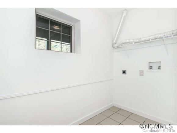 16 Burgie Lane Weaverville NC 28787