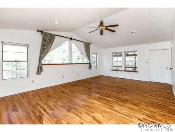 16 Burgie Lane Weaverville NC 28787