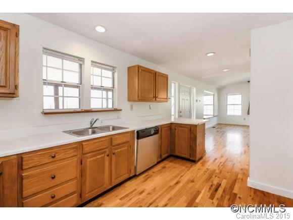16 Burgie Lane Weaverville NC 28787