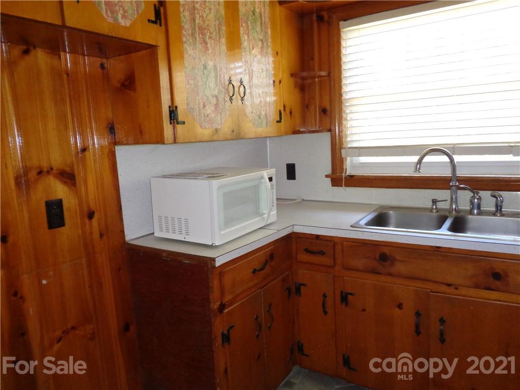 511 Jack Corpening Road Nebo NC 28761