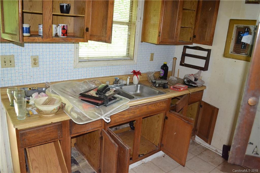 23 East Street Weaverville NC 28787