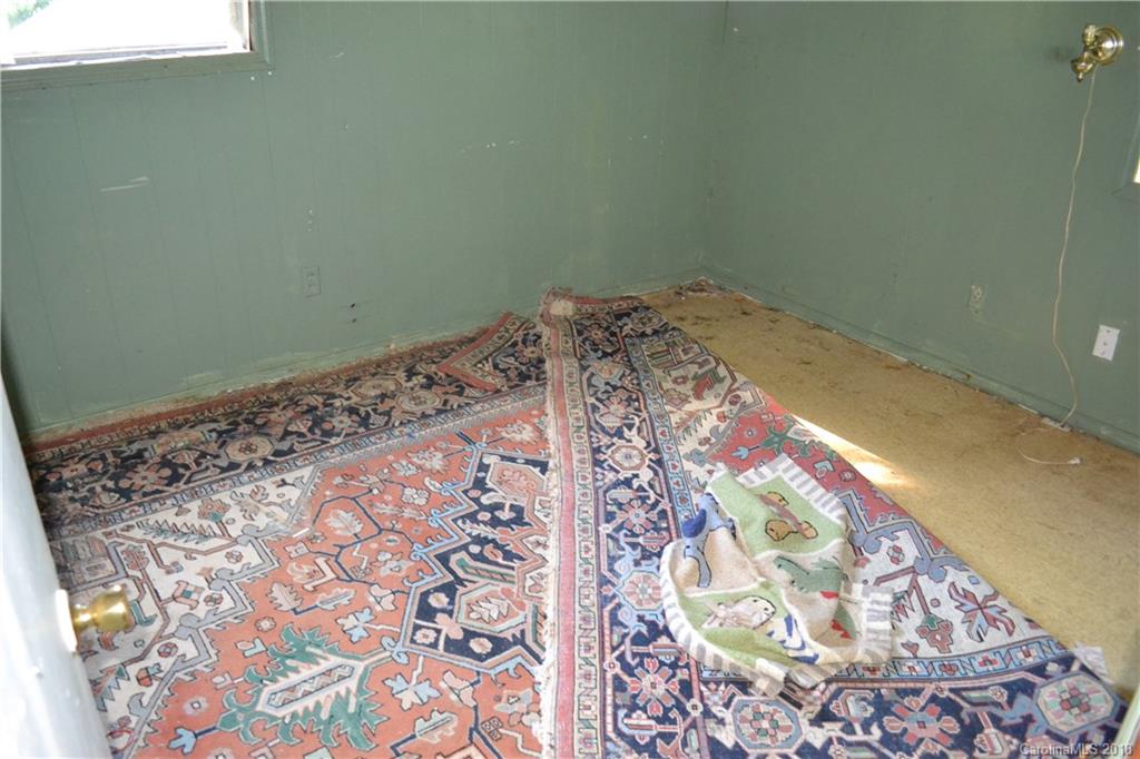 23 East Street Weaverville NC 28787