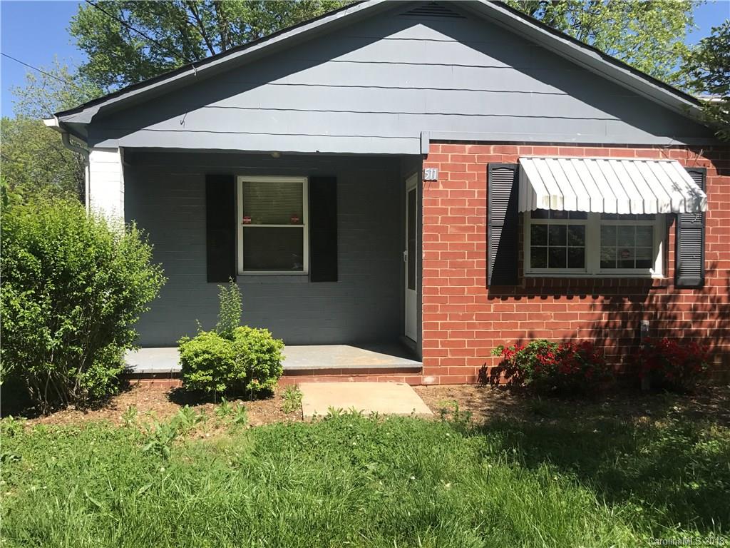511 Hawthorne Drive Statesville NC 28677