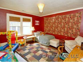 5 Kenilwood Place Asheville NC 28803