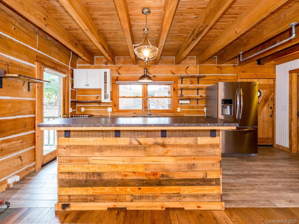 29 Good Intentions Road Asheville NC 28806