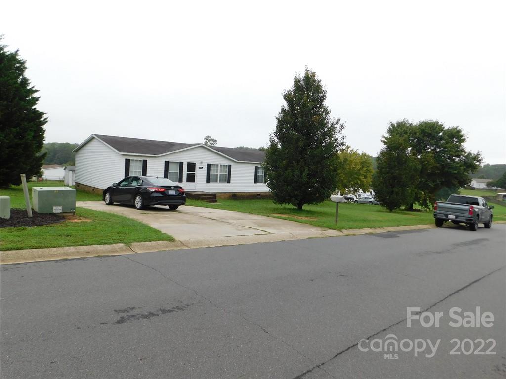 1136 Peppertree Drive Mount Holly NC 28120