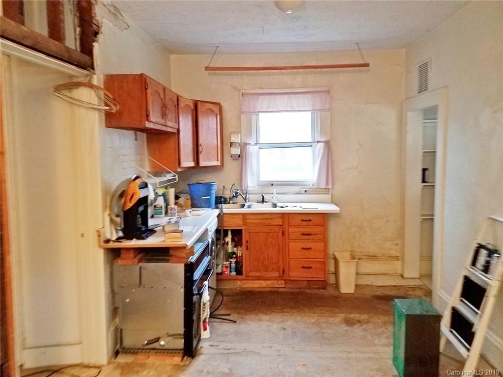107 Woodrow Avenue Asheville NC 28801
