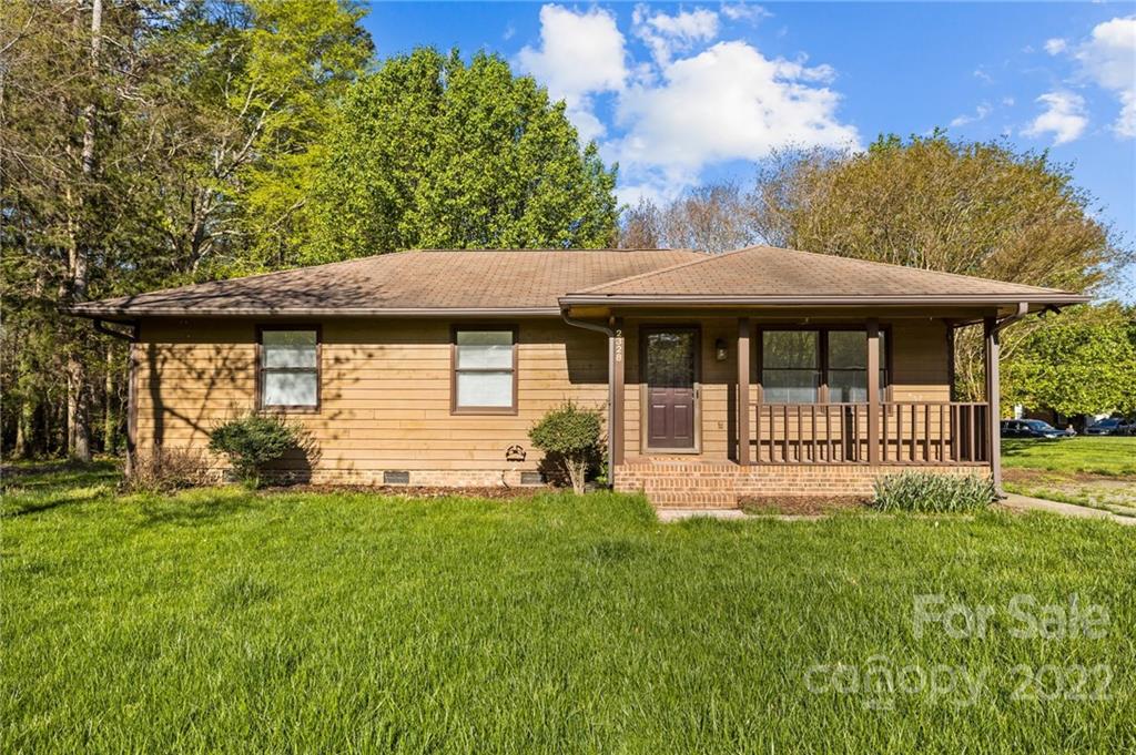 2328 Weddington Road Matthews NC 28105