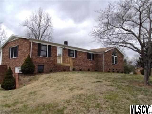 2327 Moss Farm Road Hickory NC 28602