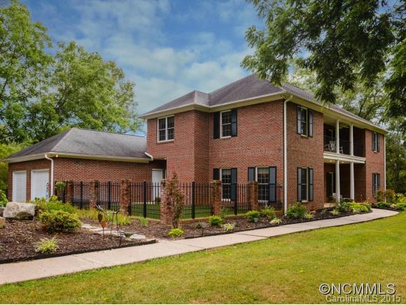 5 Walnut Lane Fletcher NC 28732